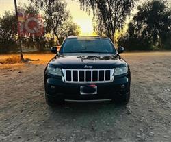 جیپ گراند شیرۆکی